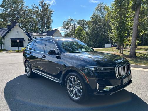 2022 BMW X7 xDrive40i