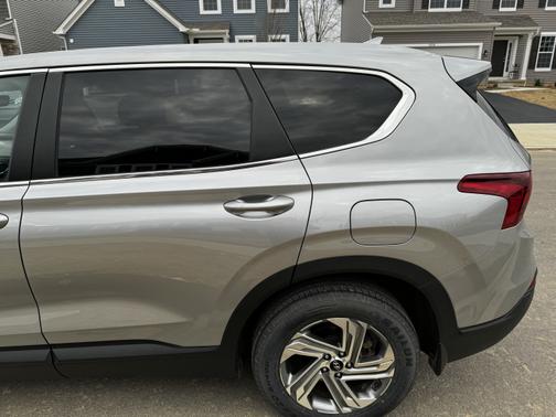 2021 Hyundai SANTA FE SE