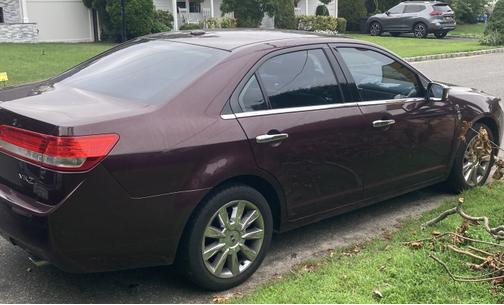 2012 Lincoln MKZ Base