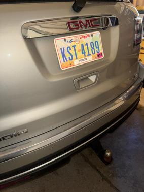 Gold 2014 GMC Acadia SLE-2