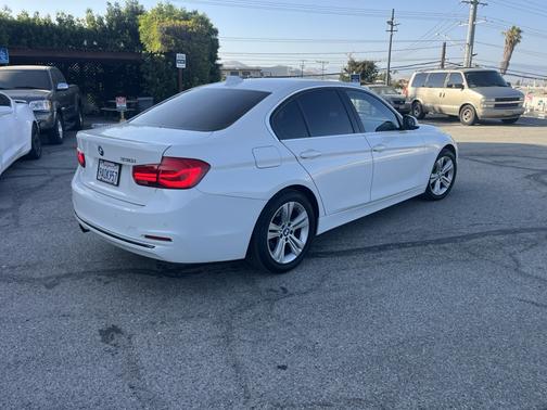 White 2017 BMW 330 i
