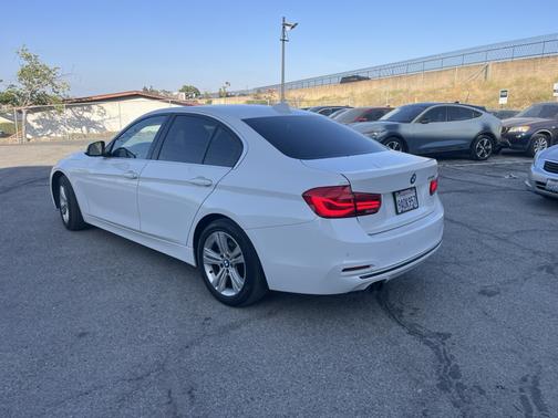 White 2017 BMW 330 i