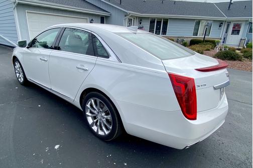 2016 Cadillac XTS Premium