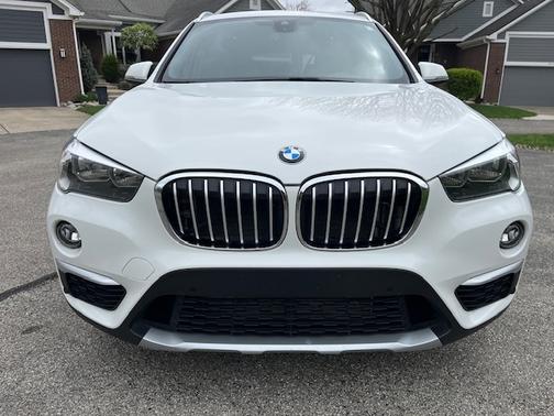 White 2019 BMW X1 xDrive28i