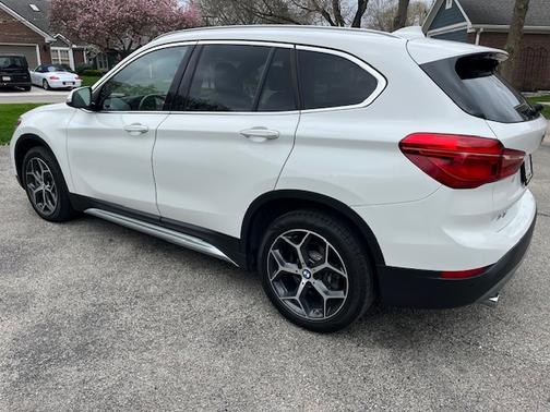 White 2019 BMW X1 xDrive28i