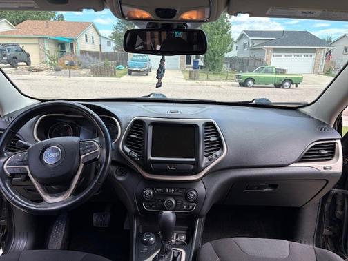 2016 Jeep Cherokee Altitude