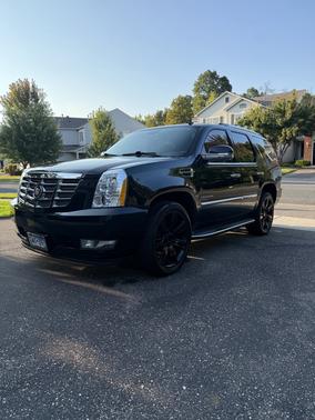 2012 Cadillac Escalade Luxury