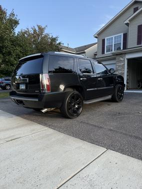 2012 Cadillac Escalade Luxury