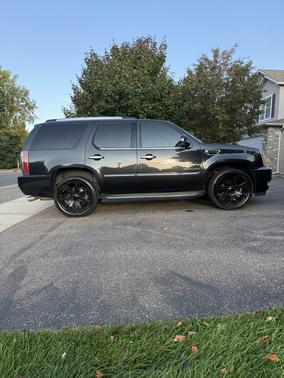 2012 Cadillac Escalade Luxury