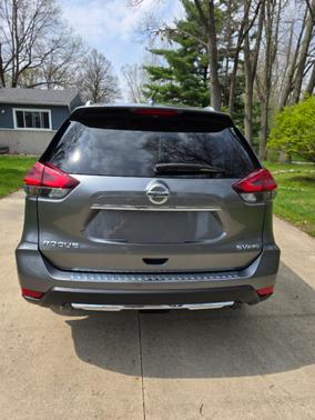 Silver 2018 Nissan Rogue SV