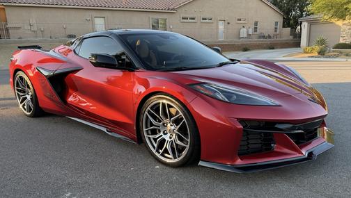 Red 2024 Chevrolet Corvette Z06 w/2LZ