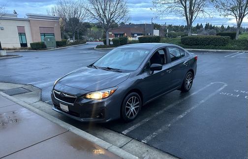 2019 Subaru Impreza 2.0i