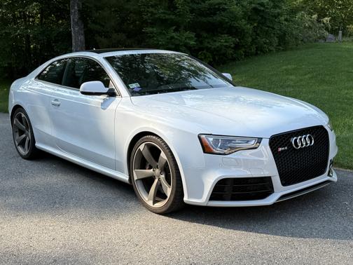 2013 Audi RS 5 4.2