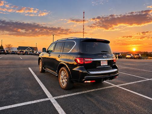 Black 2018 INFINITI QX80 Base