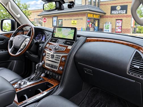 Black 2018 INFINITI QX80 Base