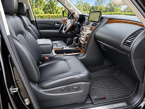 Black 2018 INFINITI QX80 Base