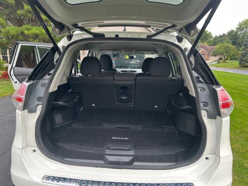 2016 Nissan Rogue SV