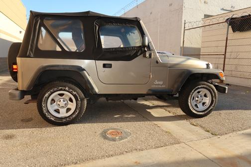 2004 Jeep Wrangler X