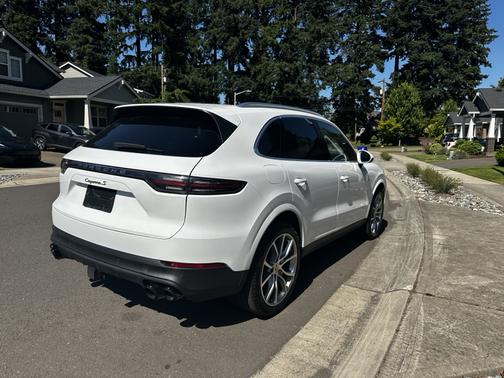 2021 Porsche Cayenne S