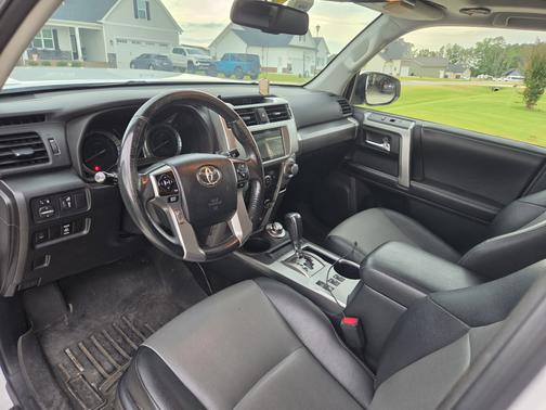 White 2015 Toyota 4Runner SR5 Premium