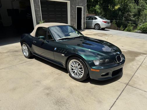 Green 2001 BMW Z3 3.0i Roadster