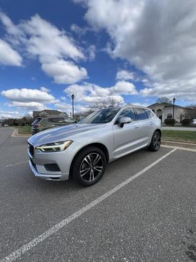 2020 Volvo XC60 T6 Momentum