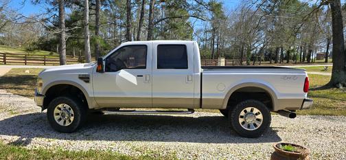 2010 Ford F-250 Lariat Super Duty Crew Cab