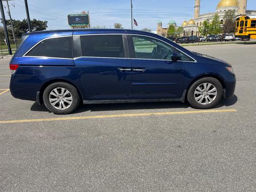 Blue 2016 Honda Odyssey EX-L