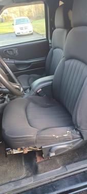 2004 Chevrolet Blazer LS