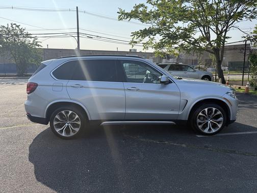 2016 BMW X5 xDrive50i