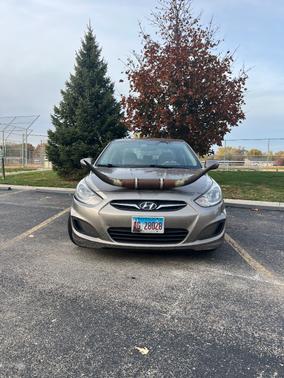 2013 Hyundai Accent GLS
