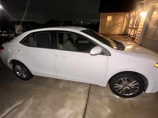 2015 Toyota Corolla LE Premium