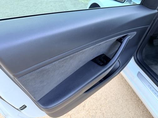 2020 Tesla Model 3 Performance