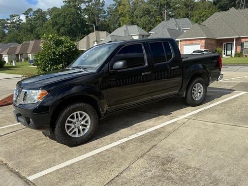 Black 2016 Nissan Frontier S