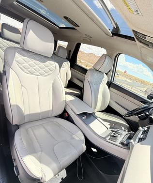White 2021 Hyundai PALISADE Limited