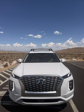 White 2021 Hyundai PALISADE Limited
