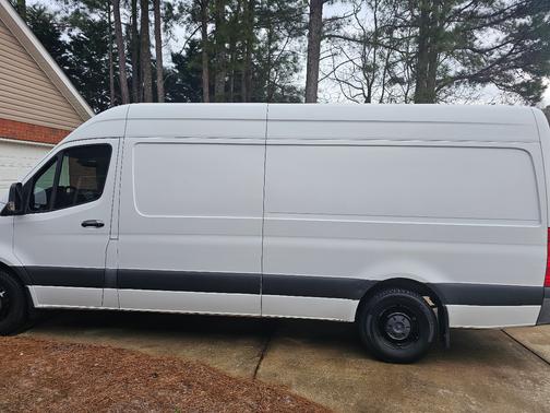 2022 Mercedes-Benz Sprinter 2500 High Roof