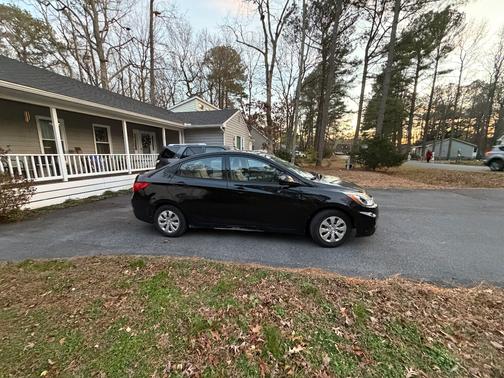 2015 Hyundai Accent GLS