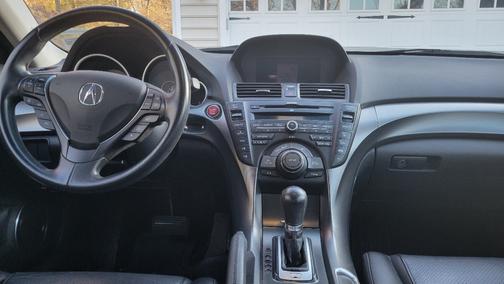 2012 Acura TL Technology