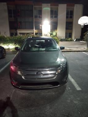 Gray 2012 Ford Fusion SE