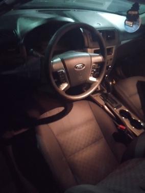 Gray 2012 Ford Fusion SE