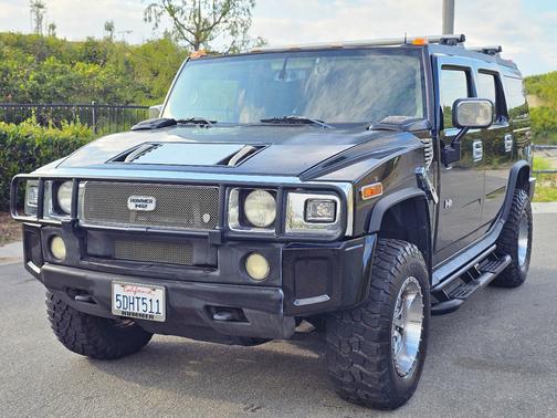 Black 2003 Hummer H2 Base