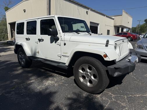 White 2015 Jeep Wrangler Unlimited Sahara