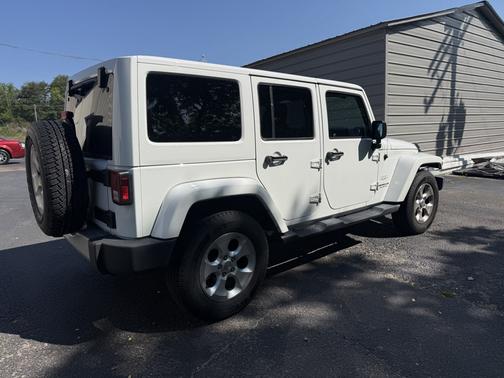White 2015 Jeep Wrangler Unlimited Sahara