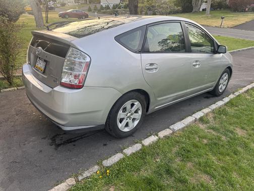 Silver 2009 Toyota Prius Touring