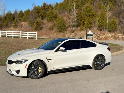 2019 BMW M4 CS