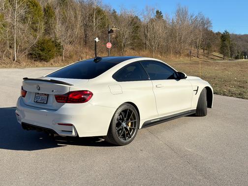 2019 BMW M4 CS