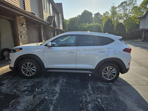 2018 Hyundai TUCSON SEL
