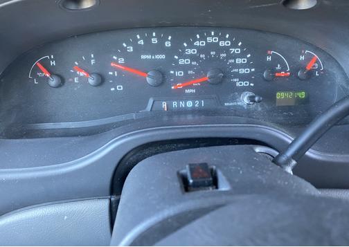 2006 Ford E150 Chateau