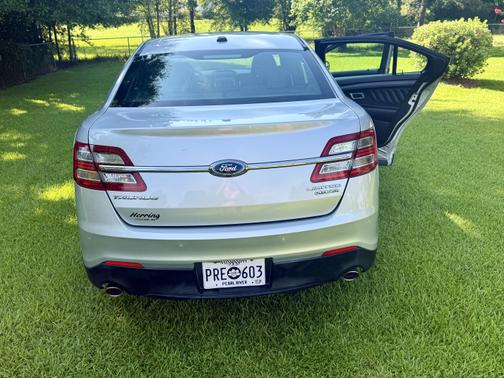 2015 Ford Taurus Limited